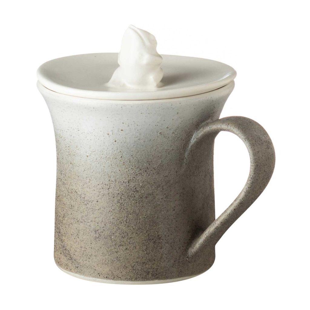 mug with frog lid
